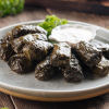 Charutinho de Folha de Uva com Labneh Yema